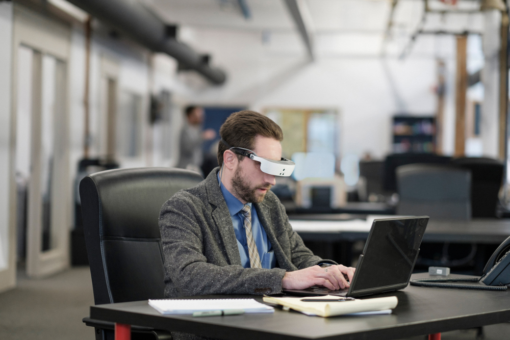 macular degeneration glasses